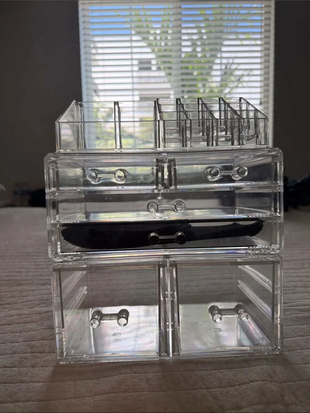 Amazon Essentials Clear Acrylic Makeup Organizer with Tiered Compartments